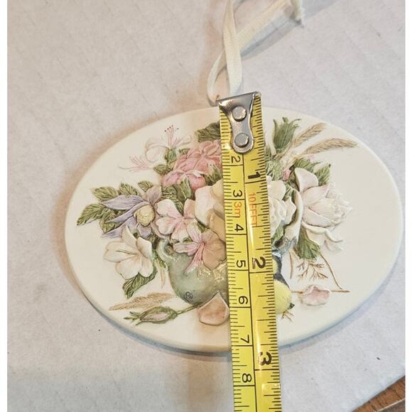 1997 Hallmark Keepsake "Garden Bouquet" Ornament by Marjolein Bastin Holland - Picture 7 of 7